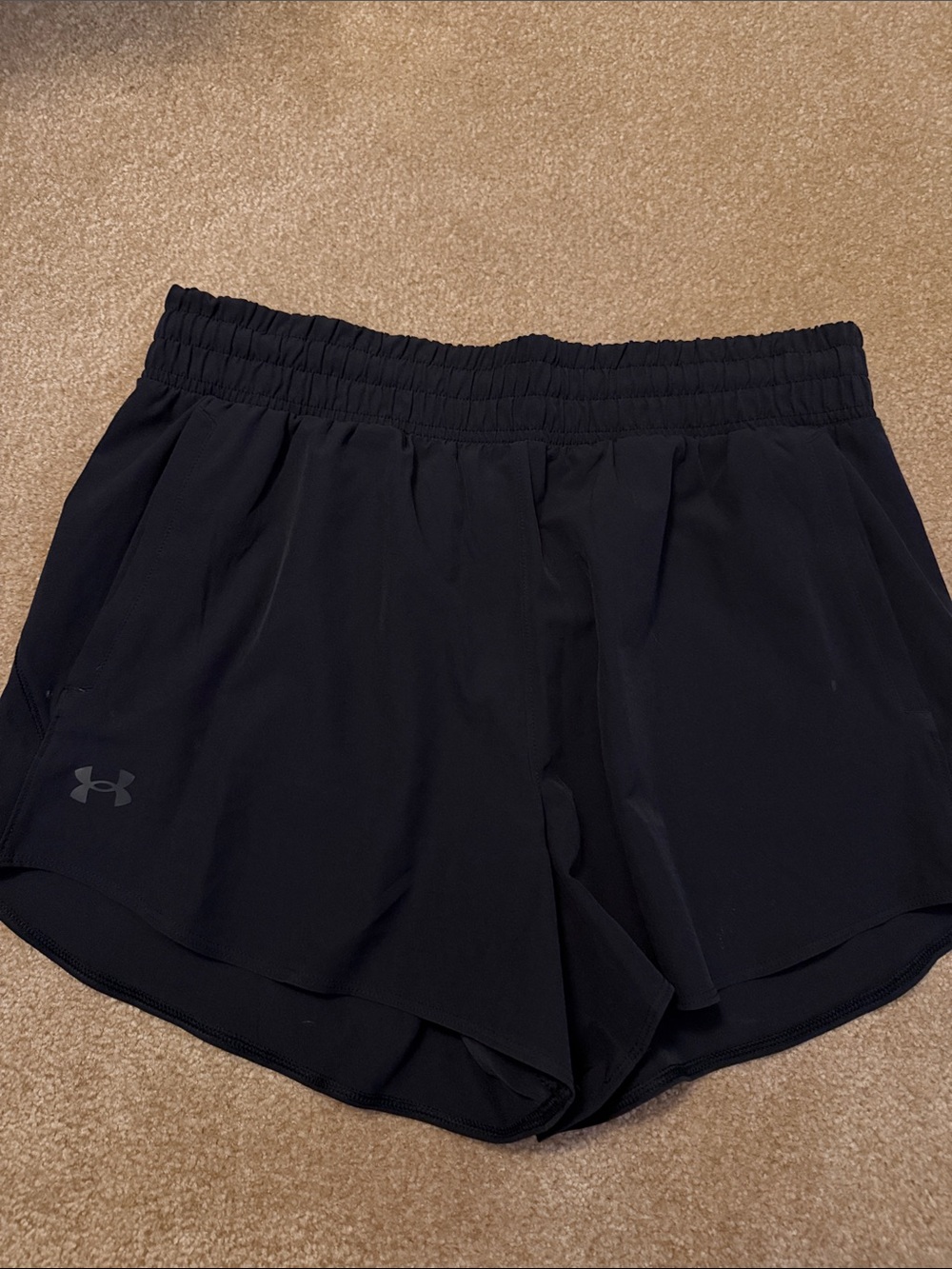 Under Armour Women’s Black Run & Training Shorts Large
